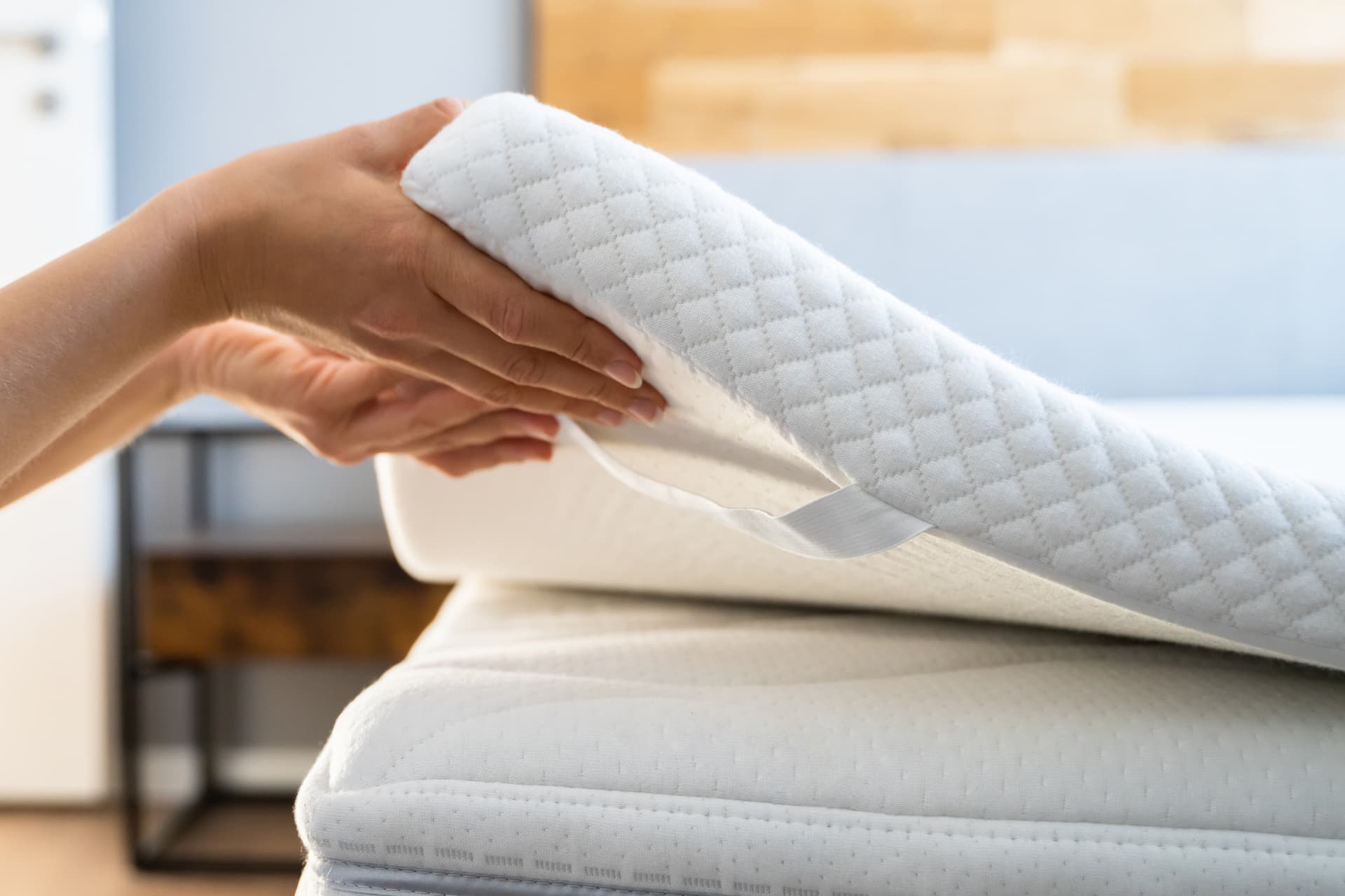 Sleepy Owl’s UK-Crafted King Size Mattress Topper for Comfort and Support